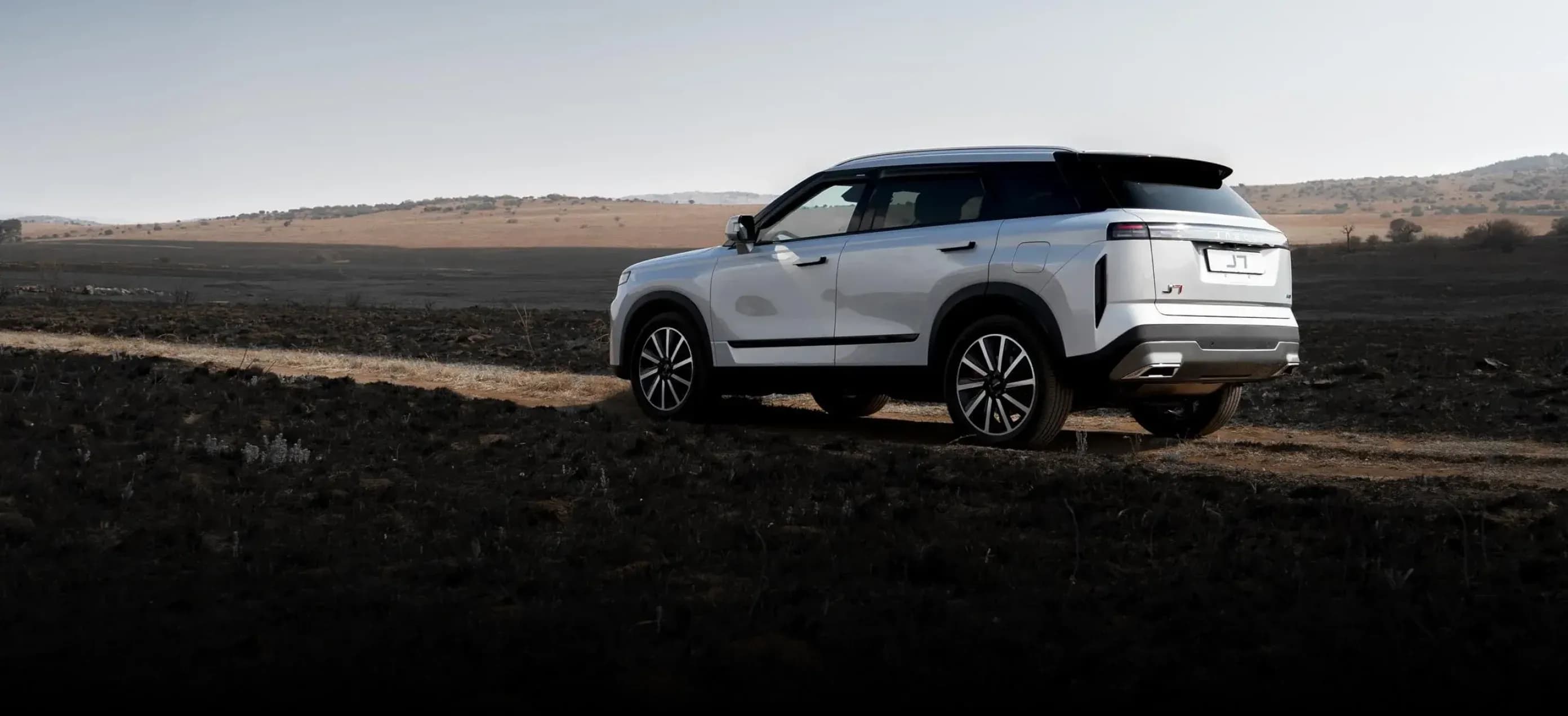 JAECOO SUV parked on an open road